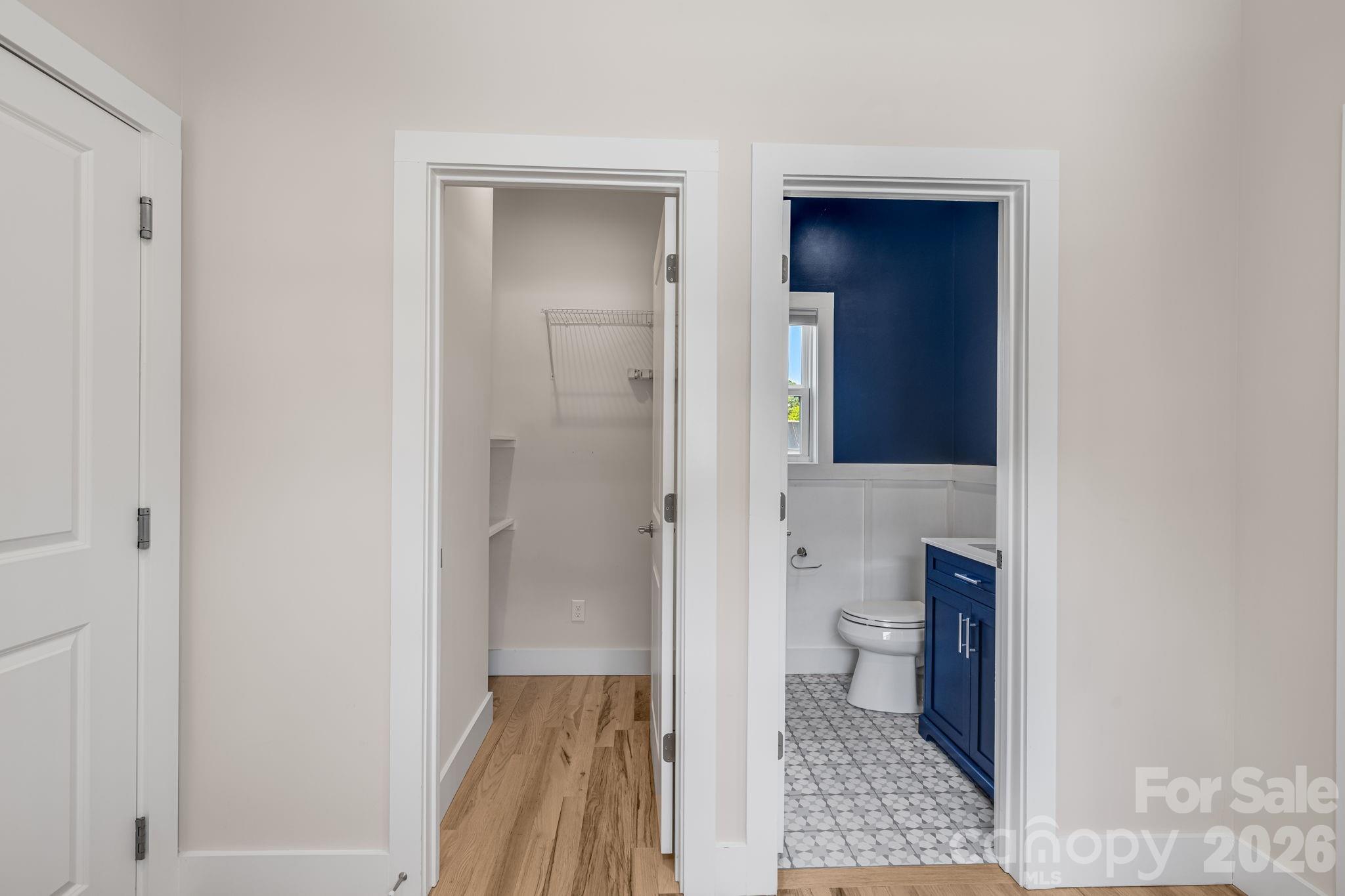 215 Oak Meadow Lane Property Photo 12