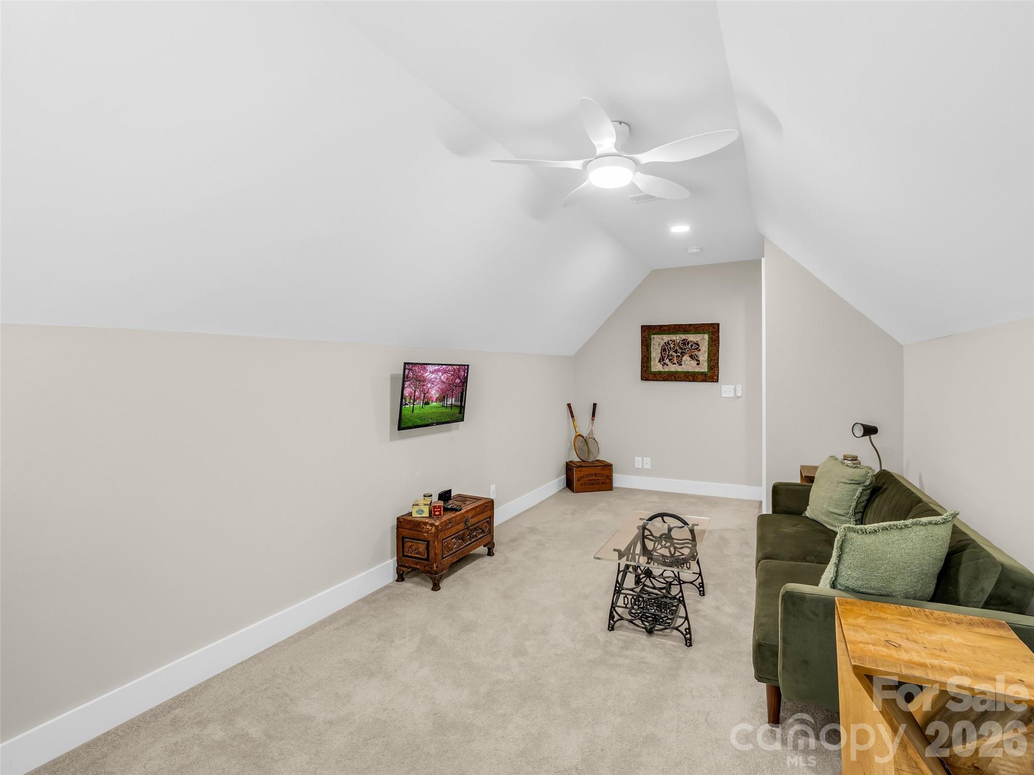 221 Millbrae Loop Property Photo 33