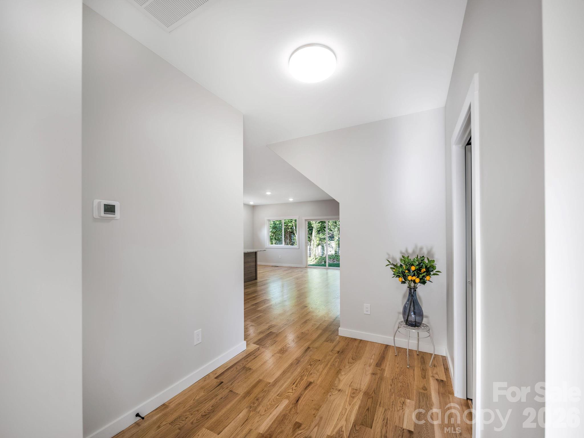 14 Da Vinci Court Property Photo 9