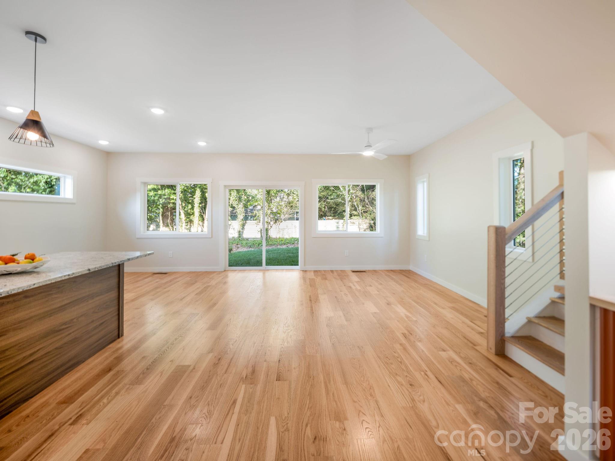 14 Da Vinci Court Property Photo 14