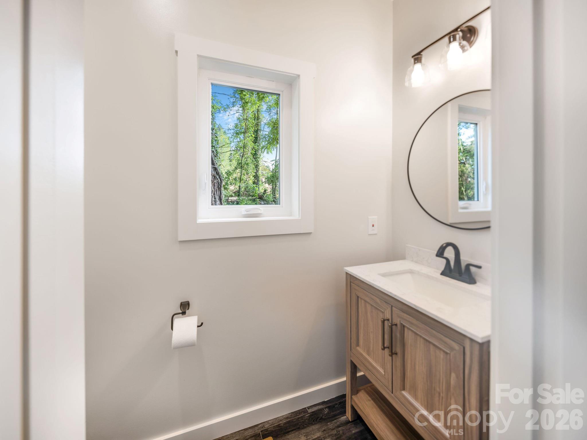 14 Da Vinci Court Property Photo 16