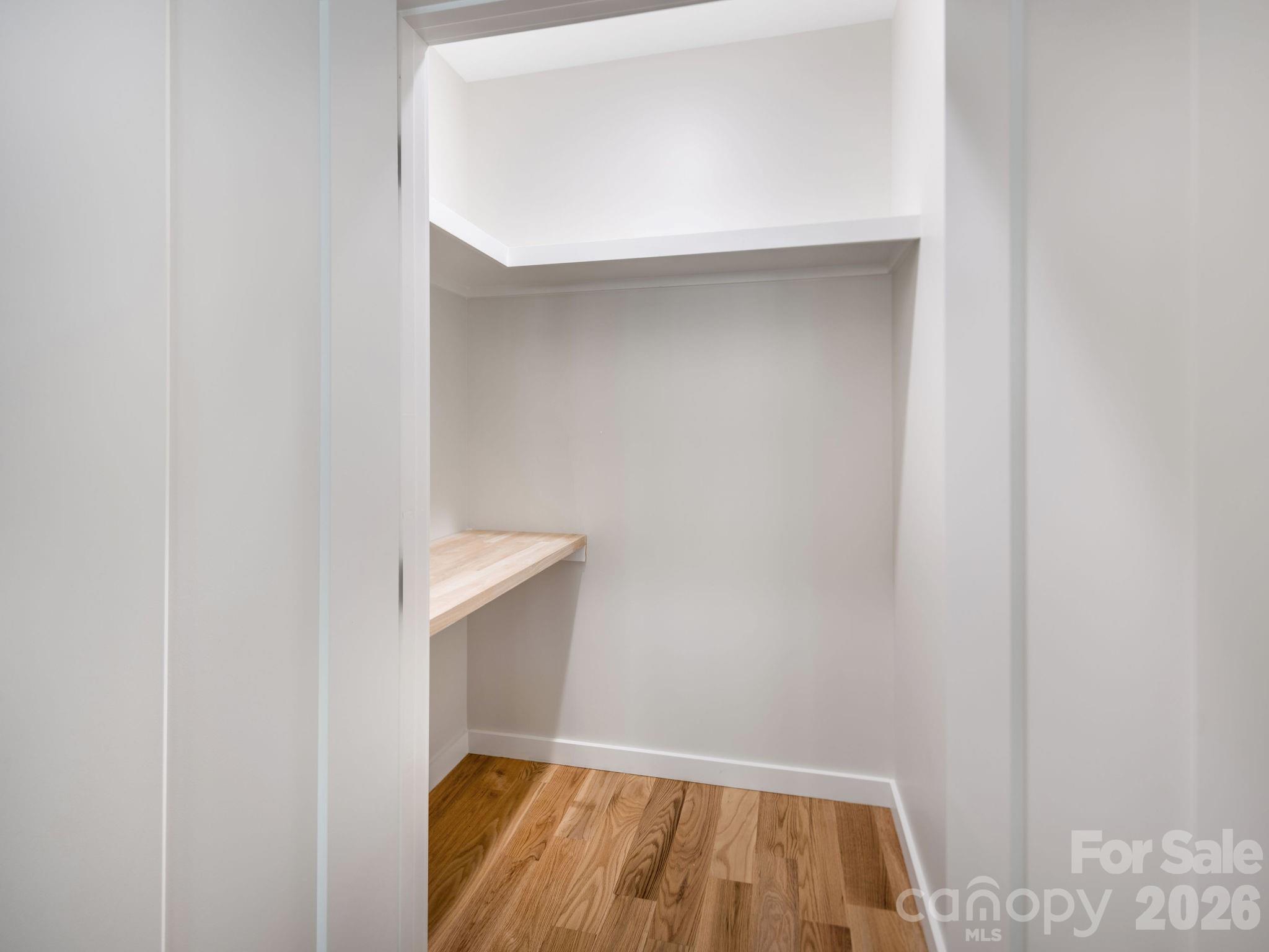 14 Da Vinci Court Property Photo 17