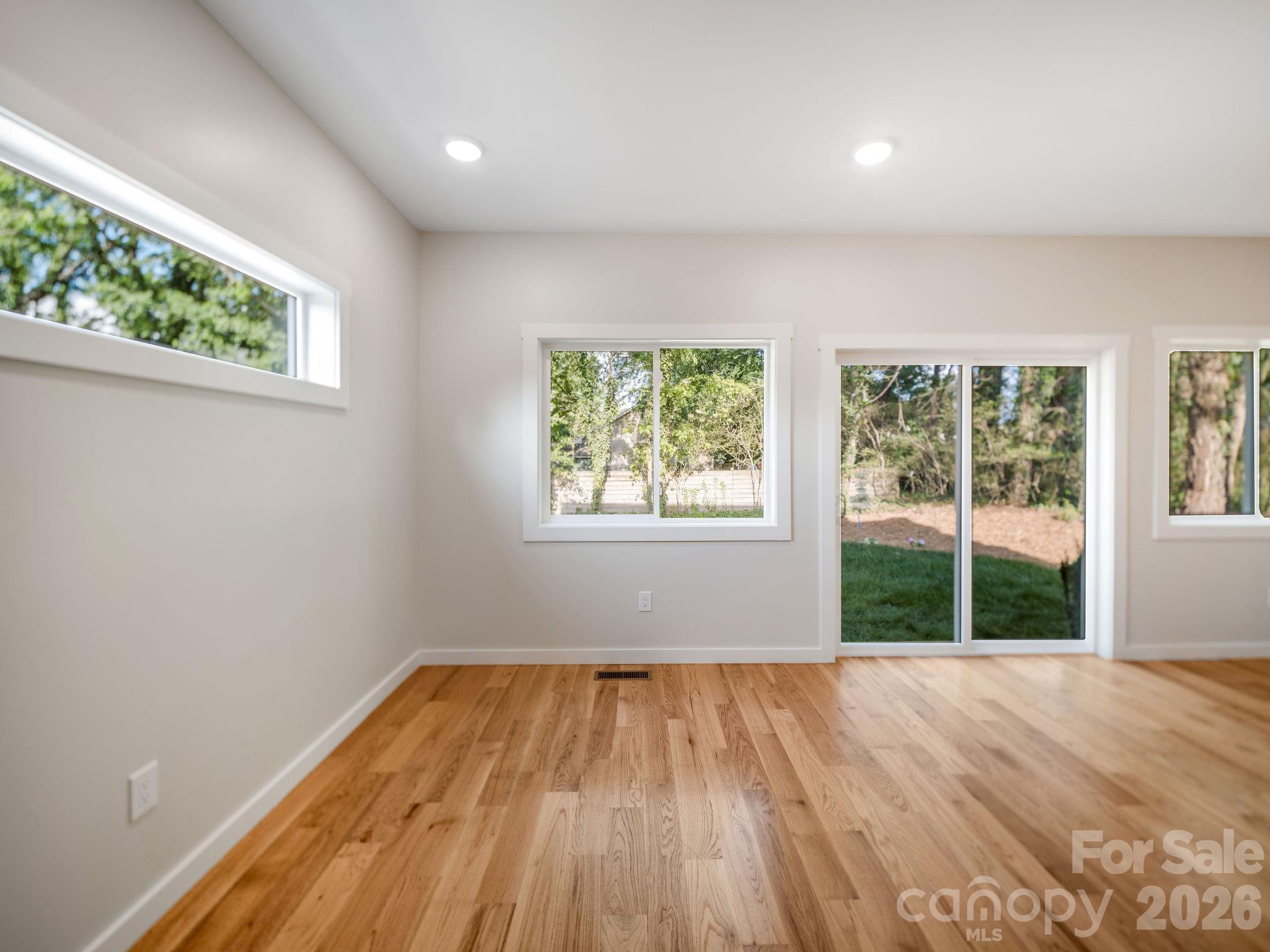 14 Da Vinci Court Property Photo 32