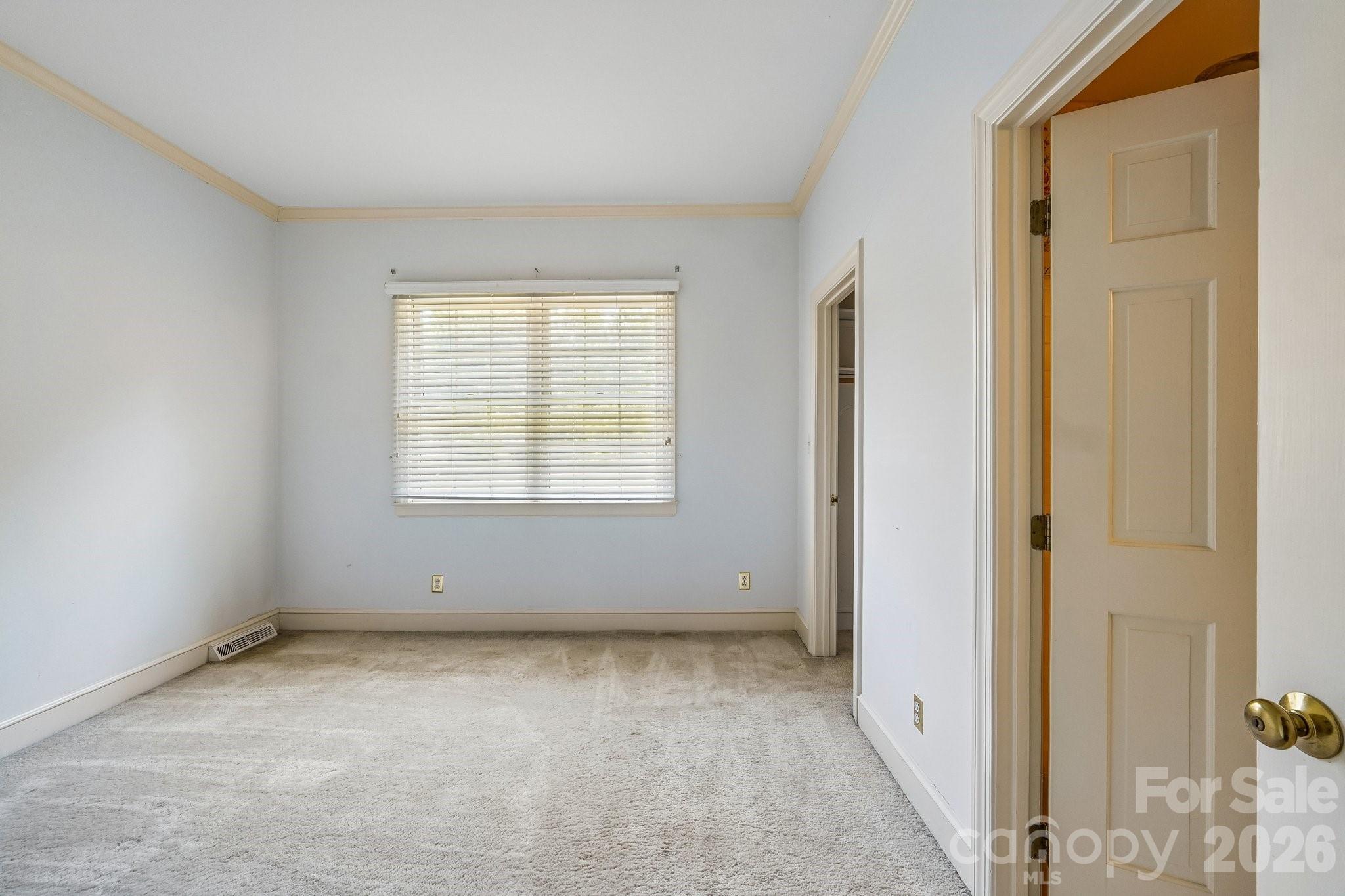 2231 Richardson Drive Property Photo 12