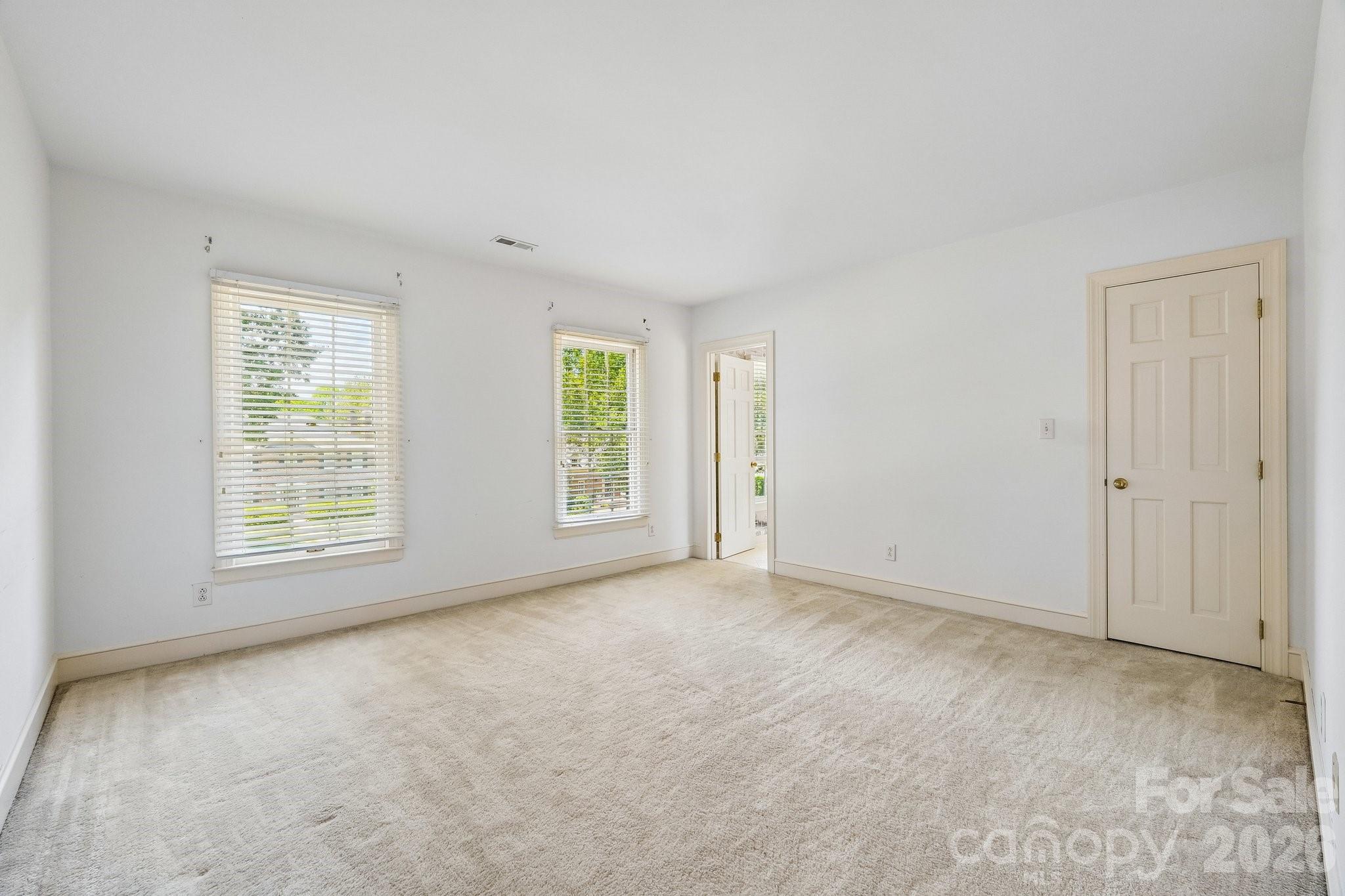 2231 Richardson Drive Property Photo 20