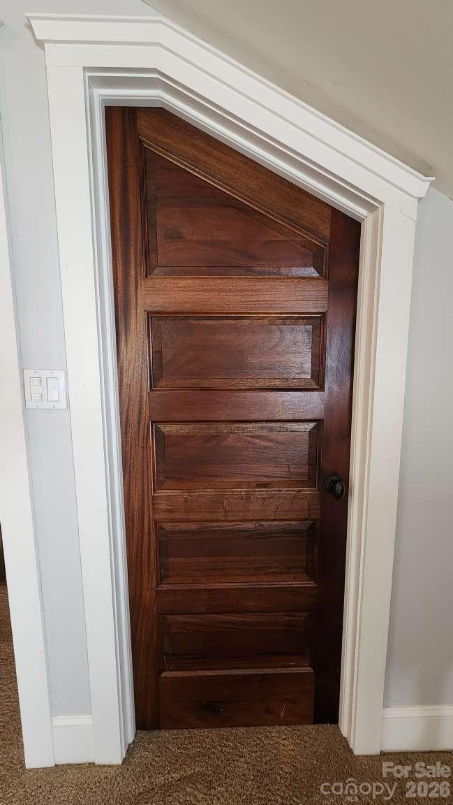 2215 Hassell Place Property Photo 20