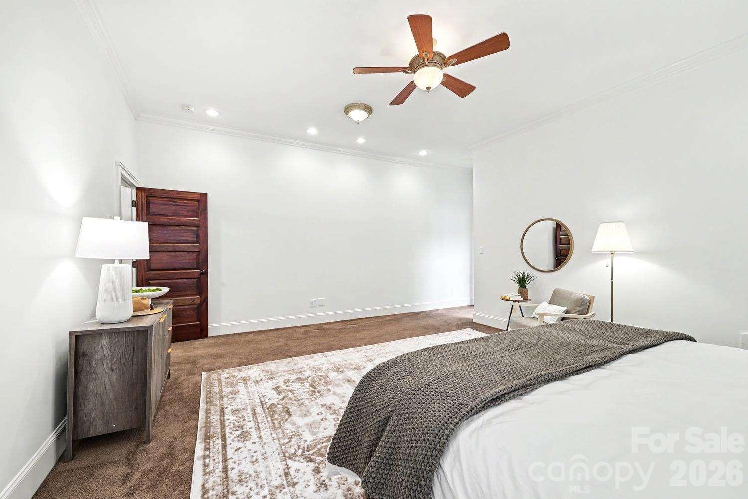2215 Hassell Place Property Photo 22