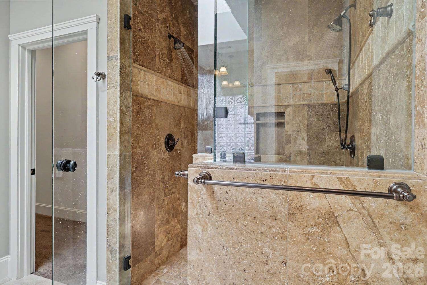 2215 Hassell Place Property Photo 24