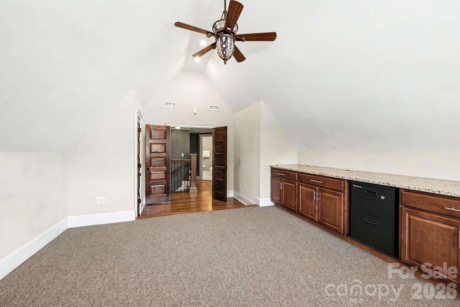 2215 Hassell Place Property Photo 33
