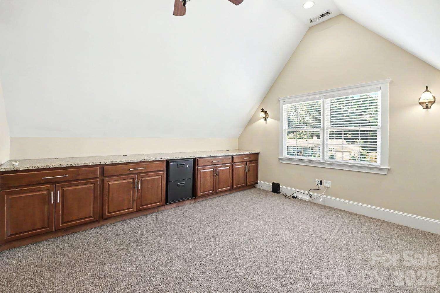 2215 Hassell Place Property Photo 34