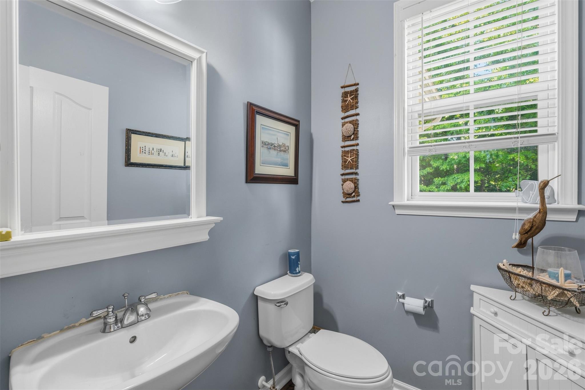 7453 Mountain Ridge Drive Property Photo 9