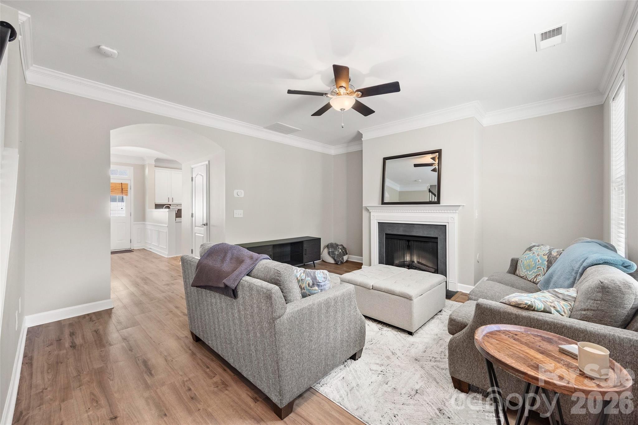 9821 Longstone Lane Property Photo 4