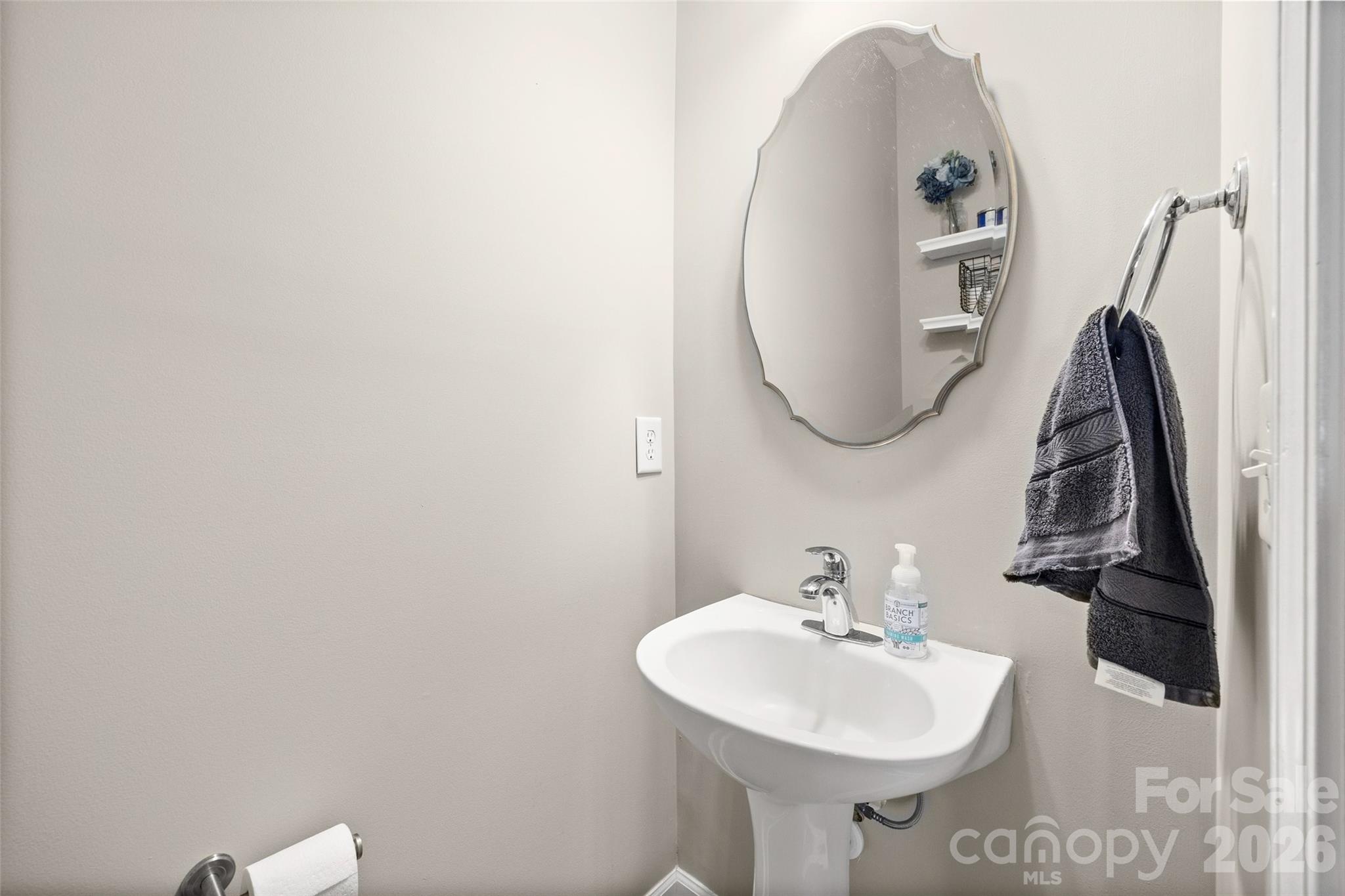 9821 Longstone Lane Property Photo 8