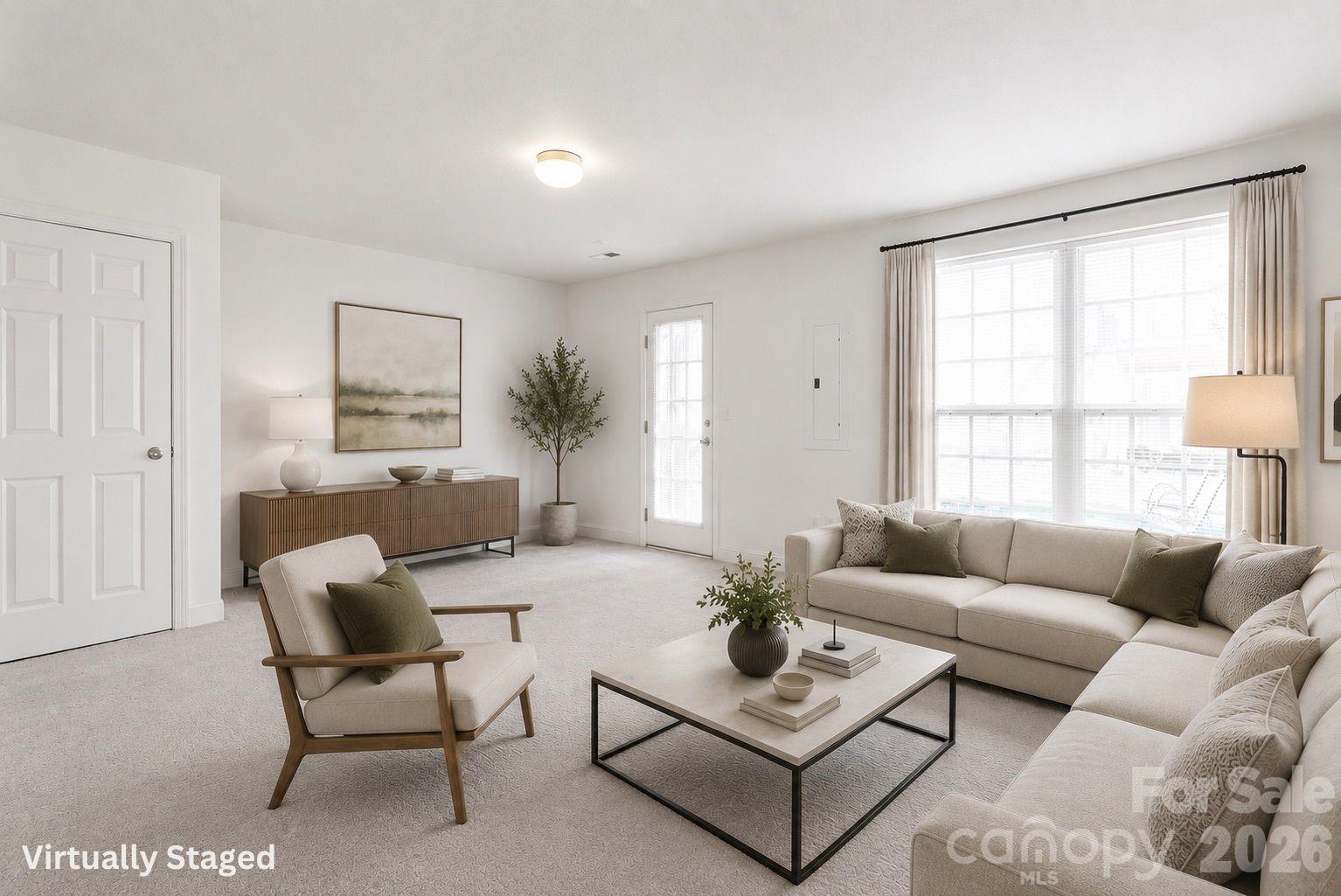 1707 Kashmir White Lane Property Photo 5