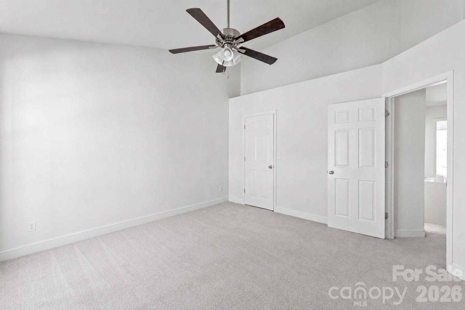 1707 Kashmir White Lane Property Photo 21