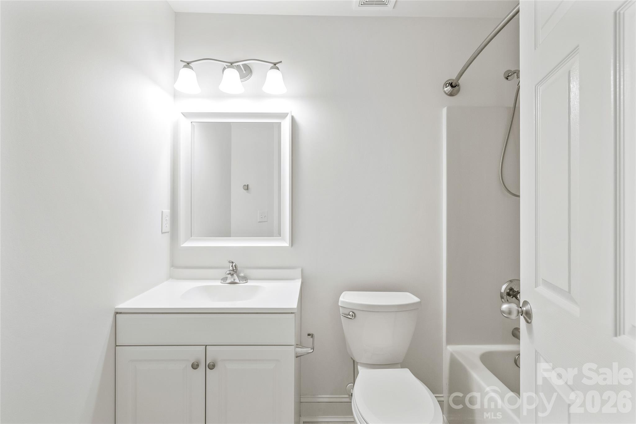 1707 Kashmir White Lane Property Photo 29