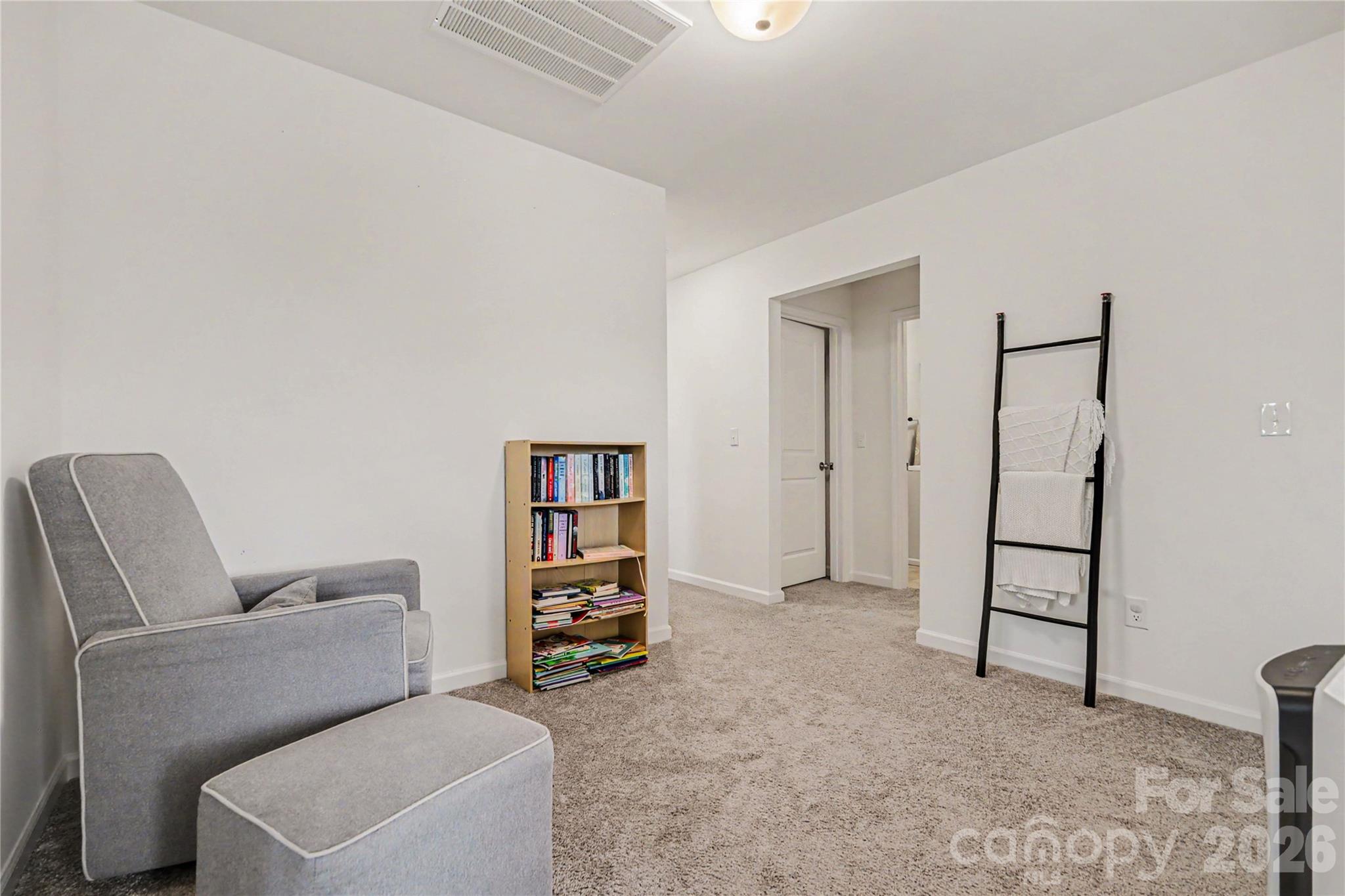 1215 Zettie Avenue Property Photo 4