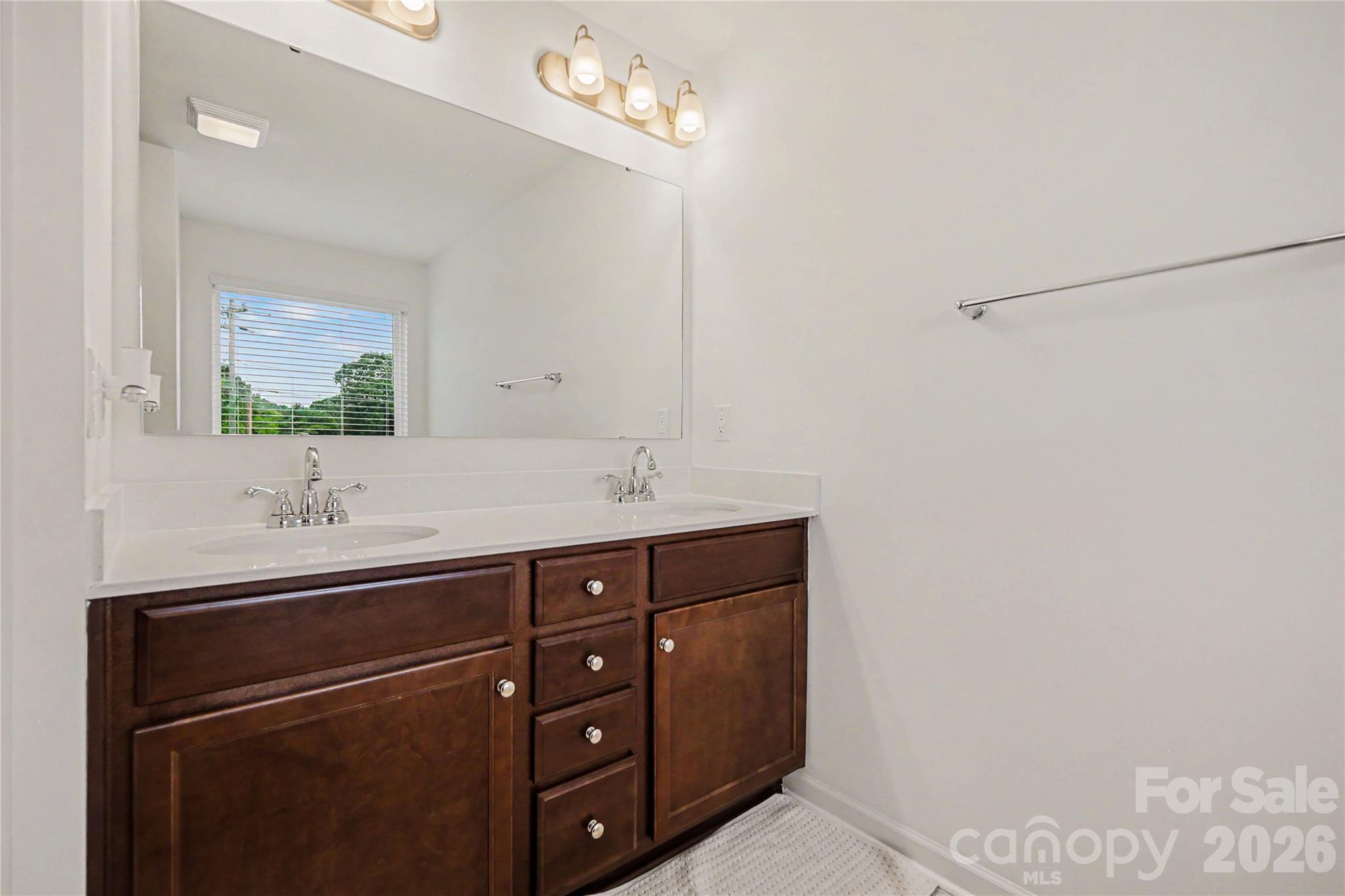 1215 Zettie Avenue Property Photo 9