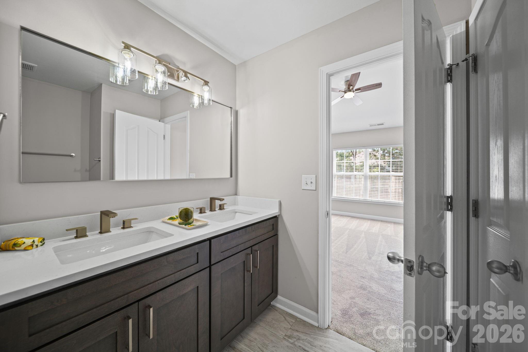 12719 Persimmon Tree Drive Property Photo 19