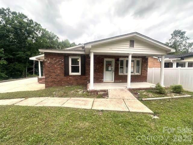 111 Dye Street Property Photo 1