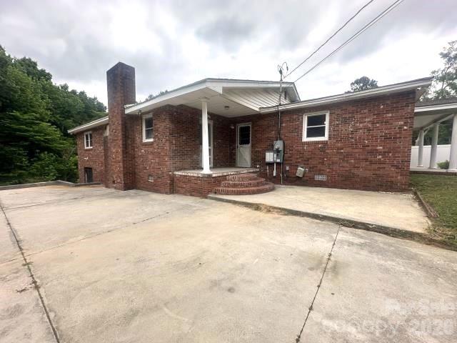 111 Dye Street Property Photo 8