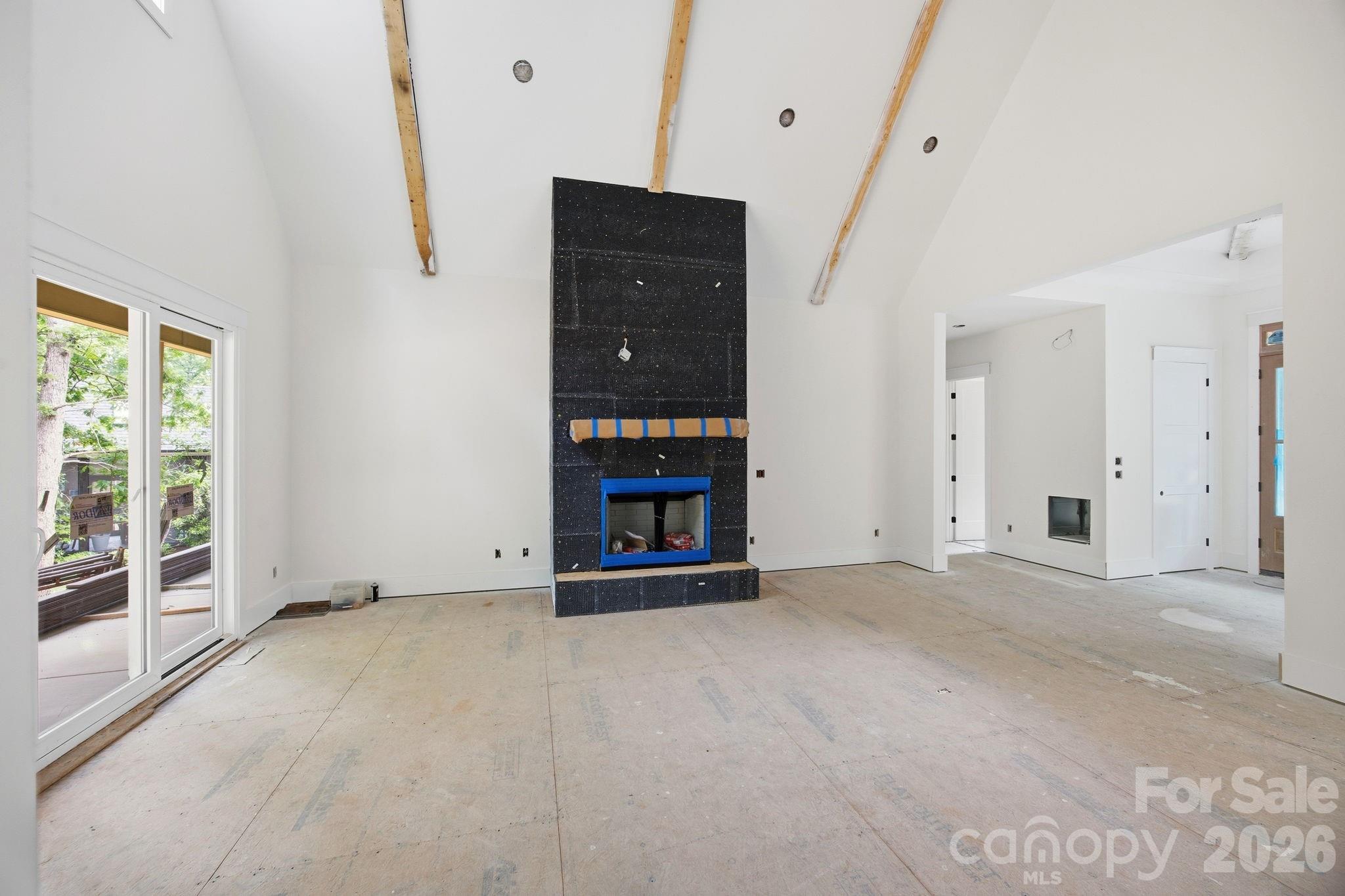 207 Kingsbridge Road Property Photo 7