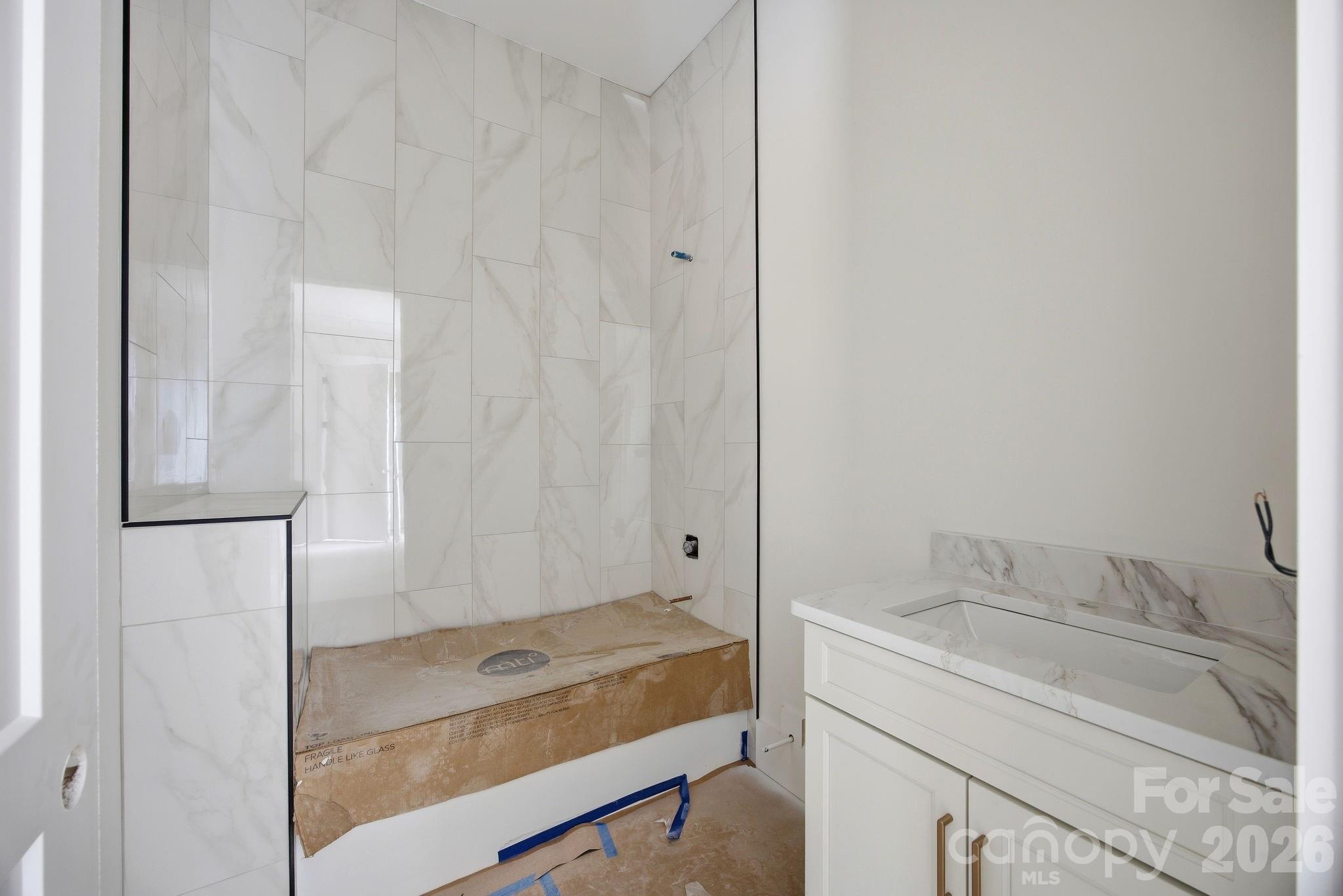 207 Kingsbridge Road Property Photo 15