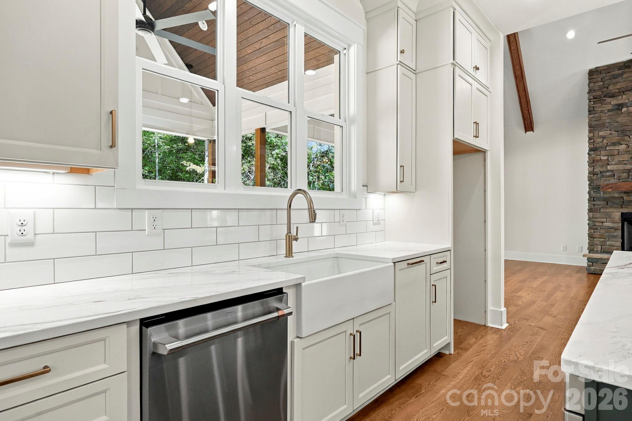 207 Kingsbridge Road Property Photo 17