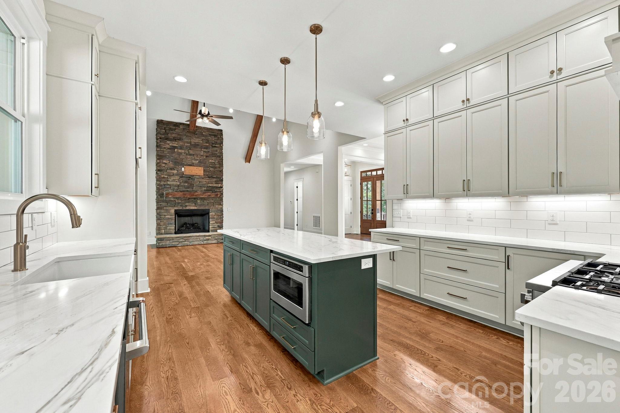 207 Kingsbridge Road Property Photo 18