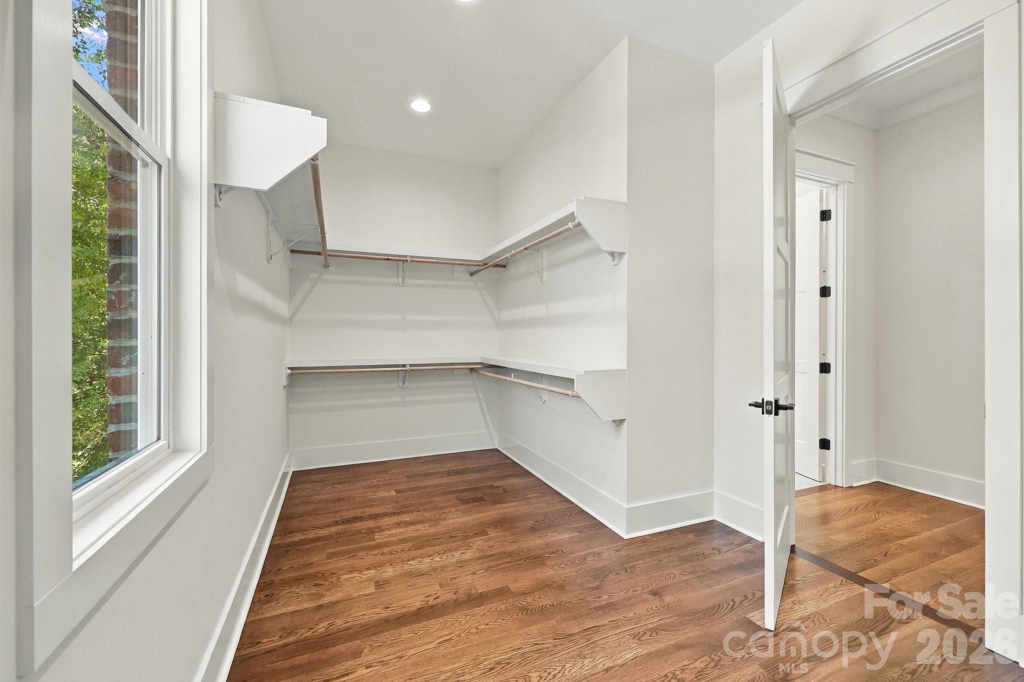 207 Kingsbridge Road Property Photo 24