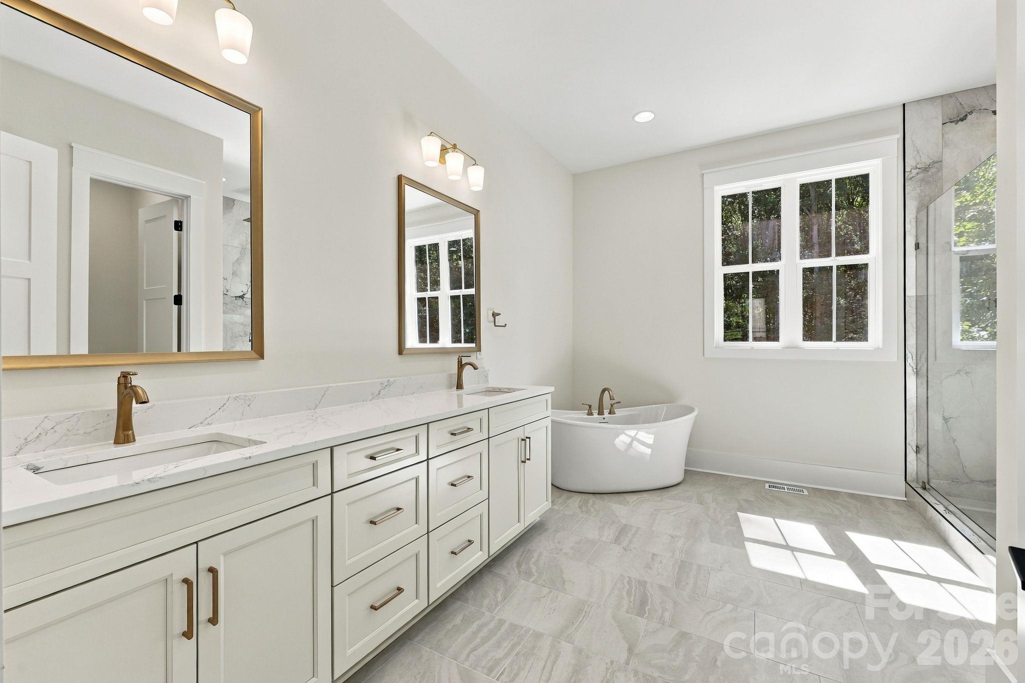 207 Kingsbridge Road Property Photo 25