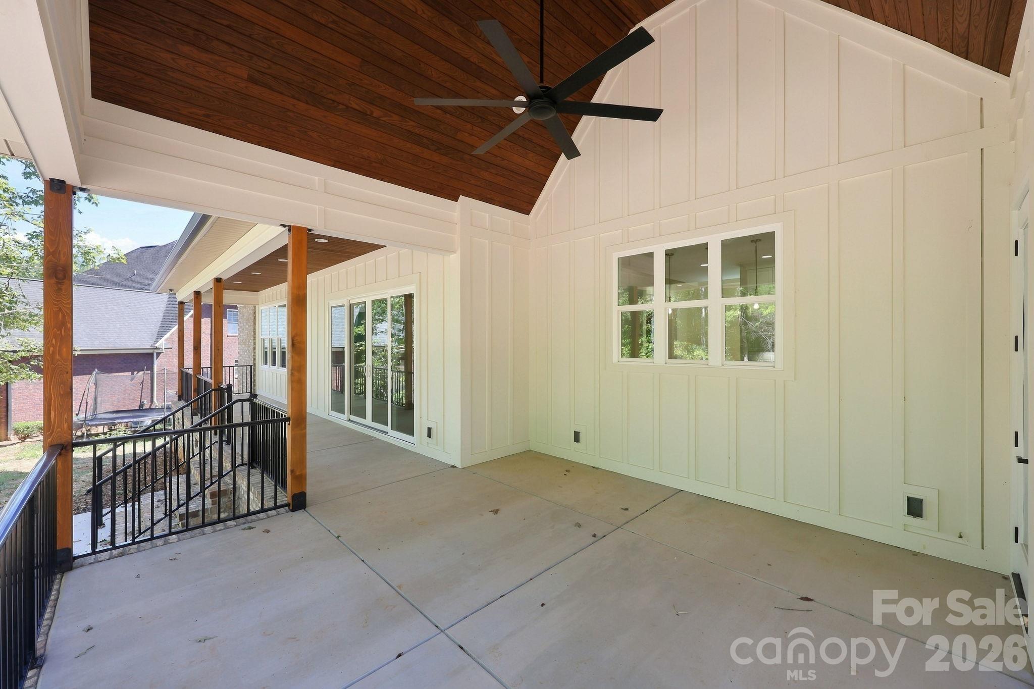 207 Kingsbridge Road Property Photo 44