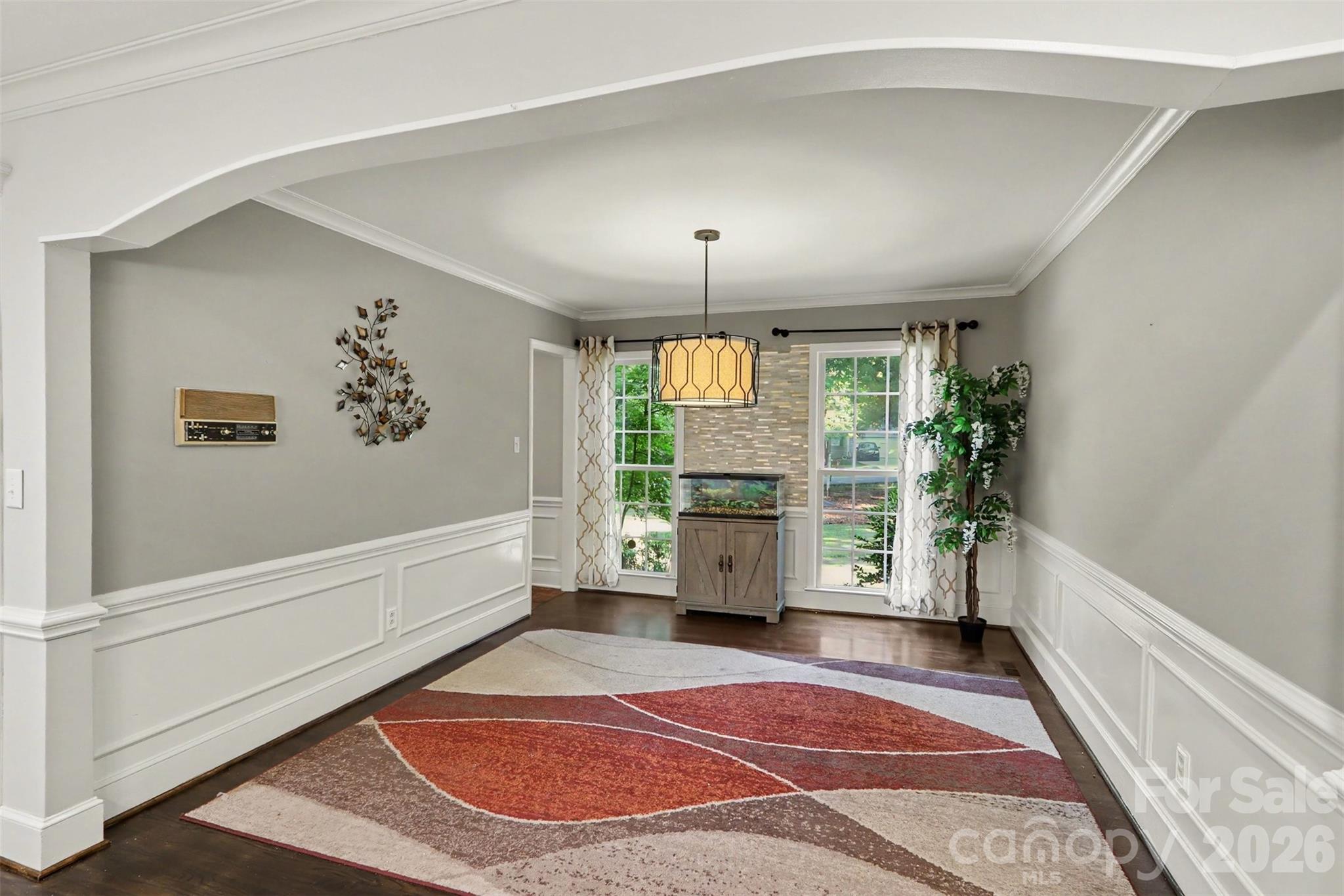 5812 Camelot Drive Property Photo 10