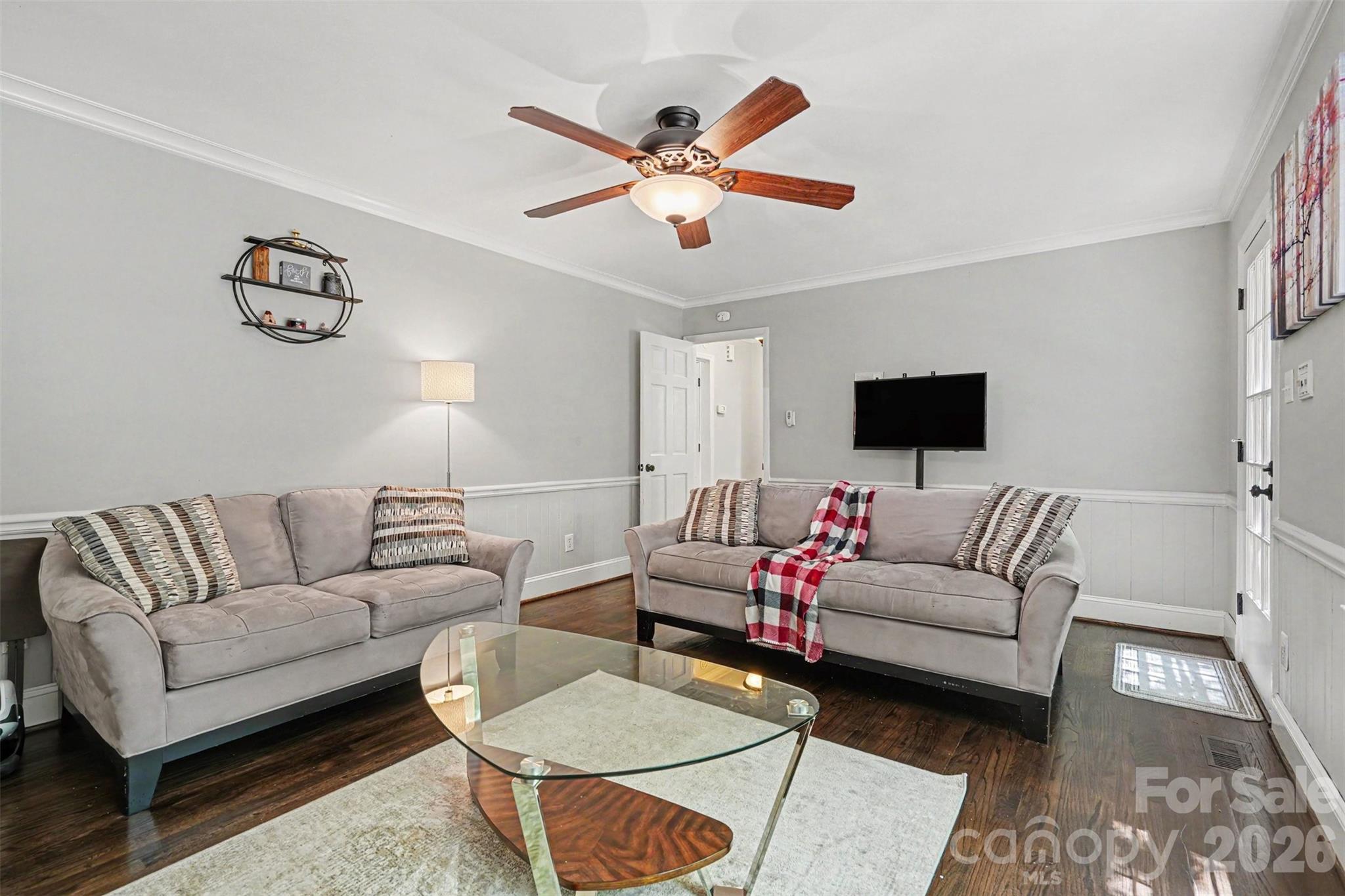 5812 Camelot Drive Property Photo 18