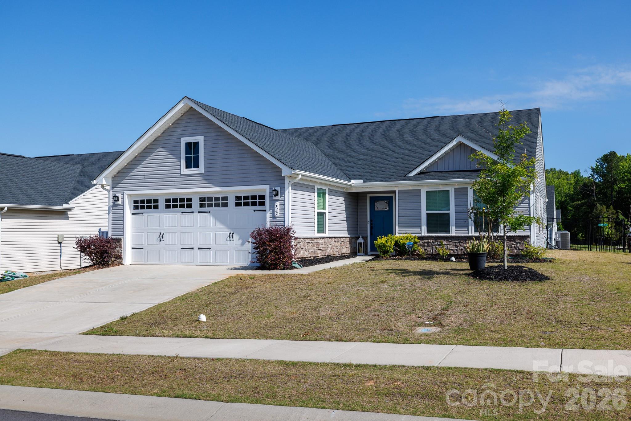 329 Damask Drive Property Photo 2