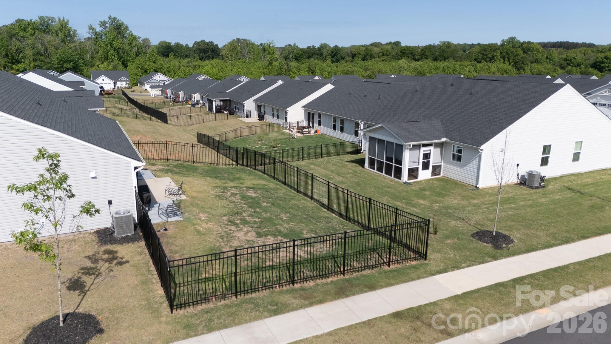 329 Damask Drive Property Photo 21