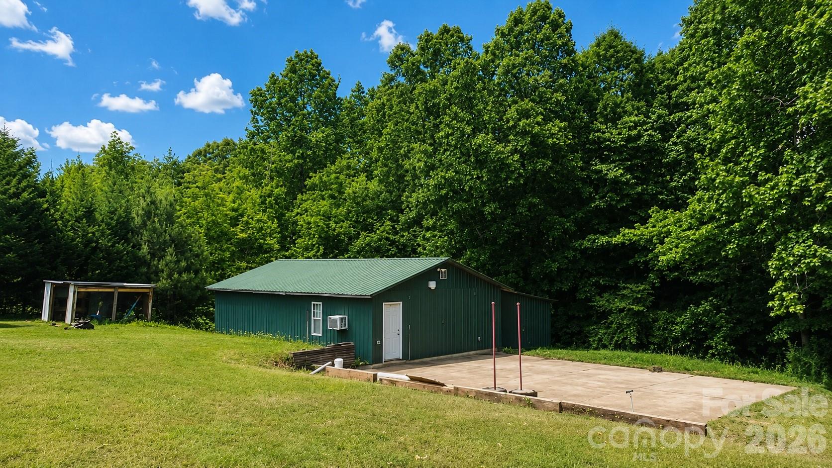 6503 Highway 97 Road Property Photo 11