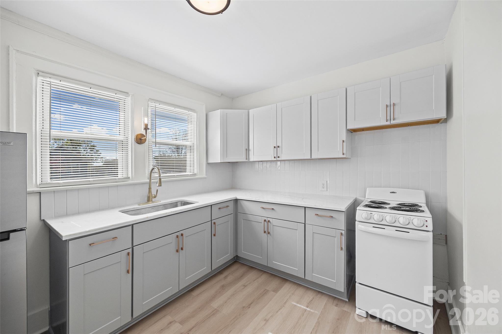 49 Corban Avenue Property Photo 4