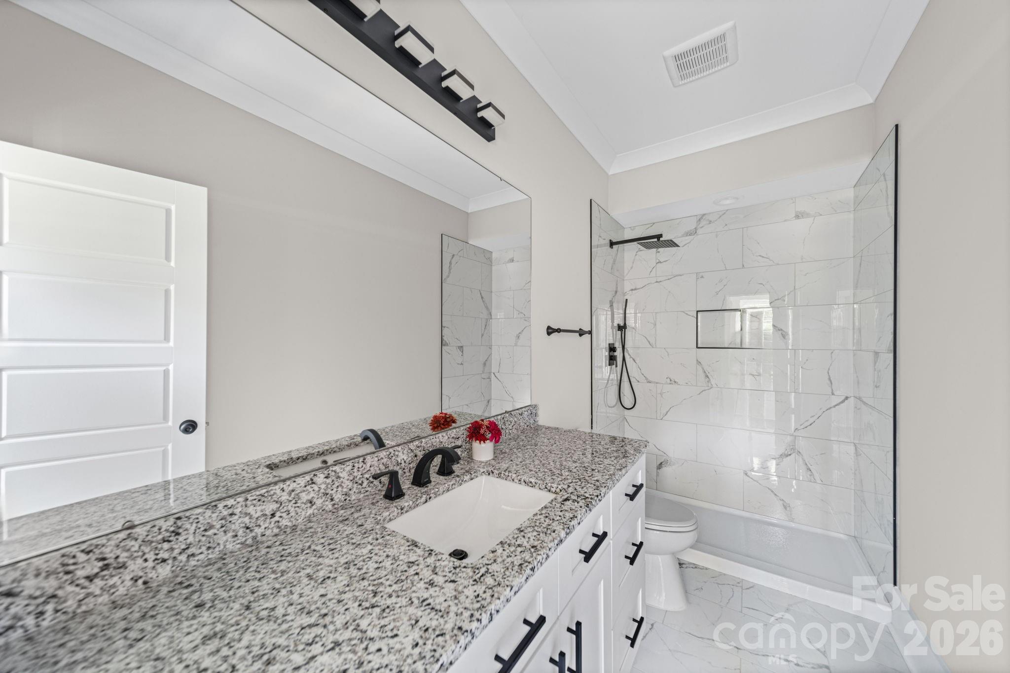 2406 Newland Road Property Photo 14