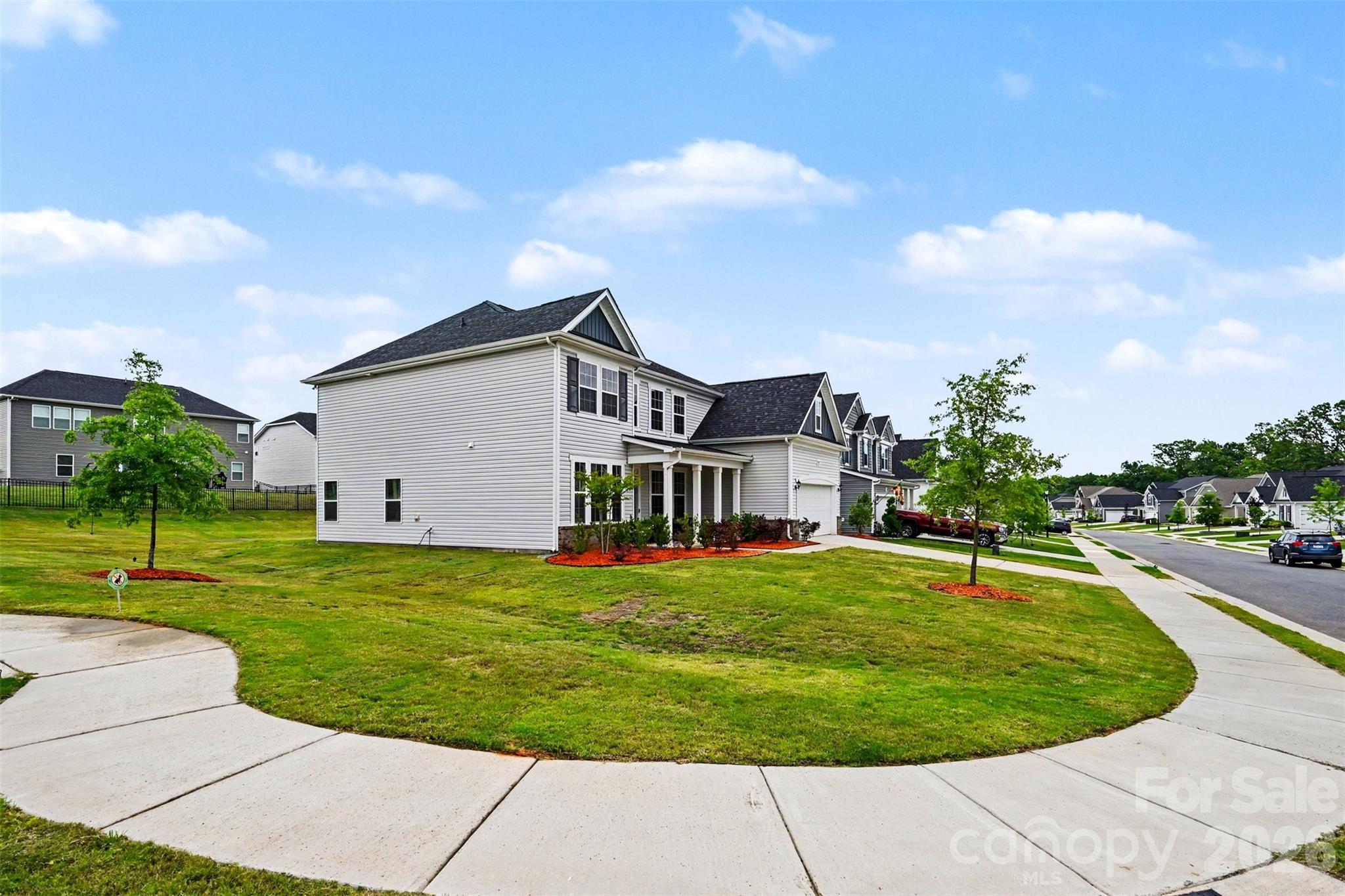 3017 Oxtail Court Property Photo 3