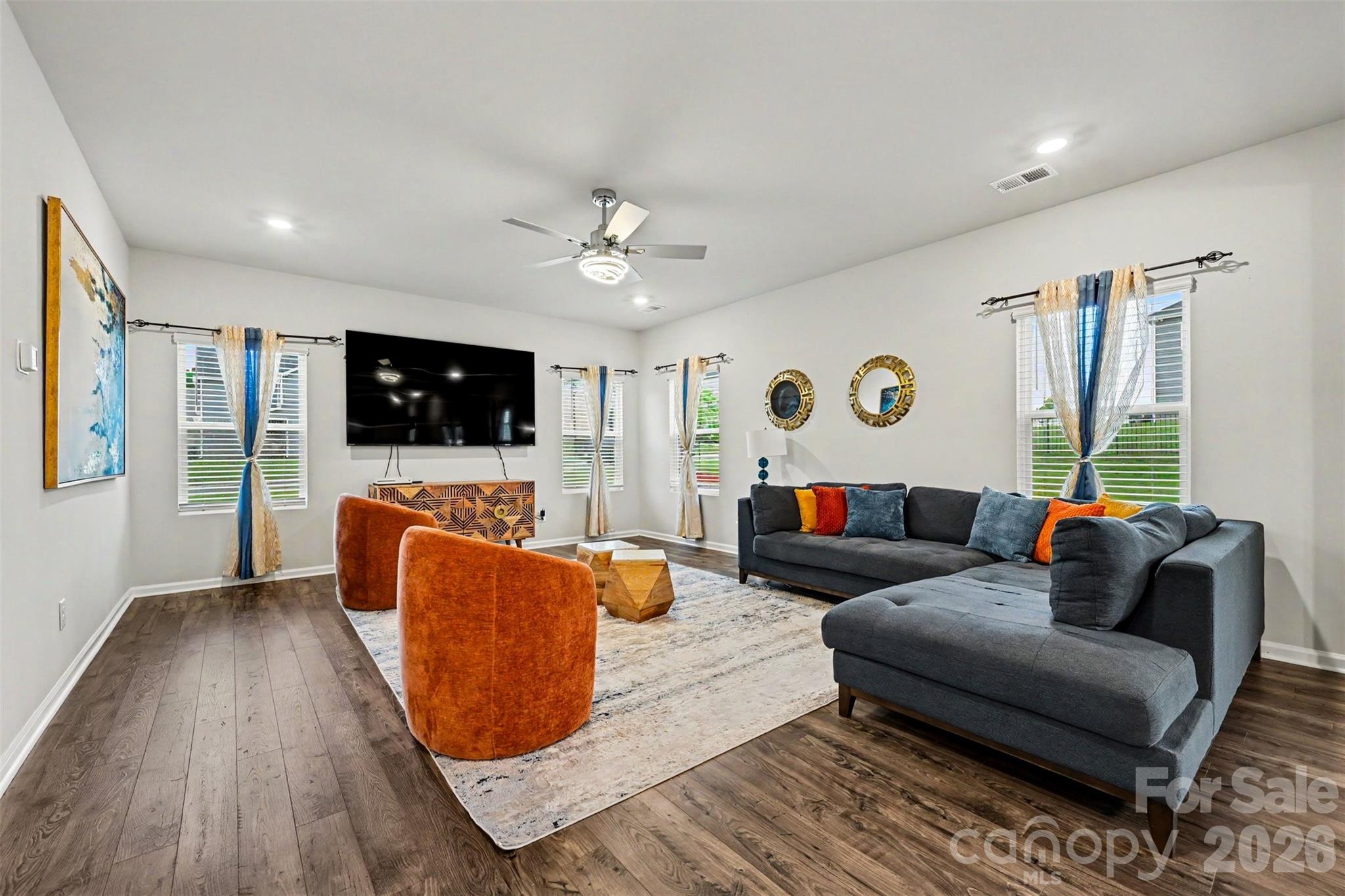 3017 Oxtail Court Property Photo 6