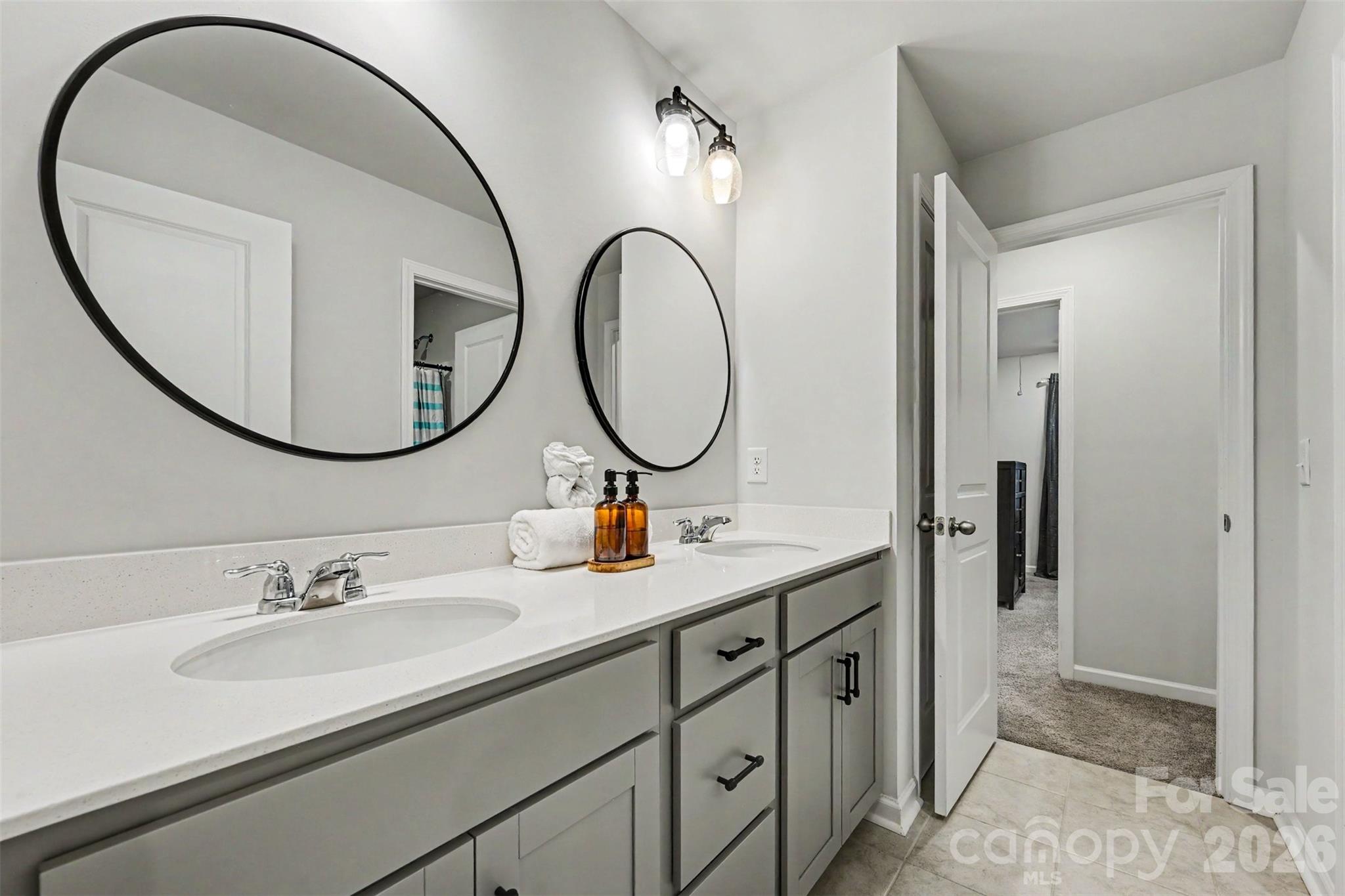 3017 Oxtail Court Property Photo 32