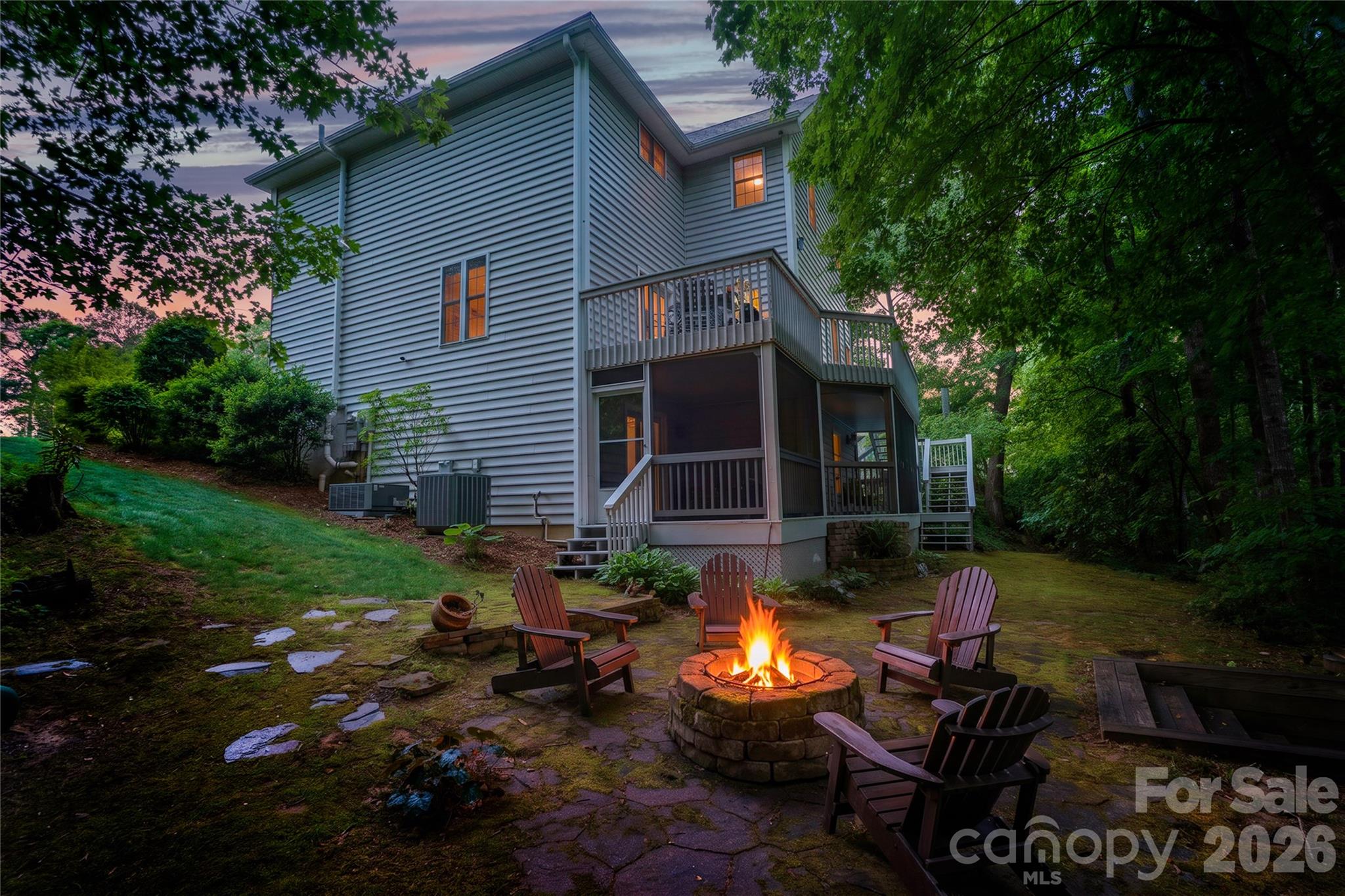 100 Welwyn Lane Property Photo 2