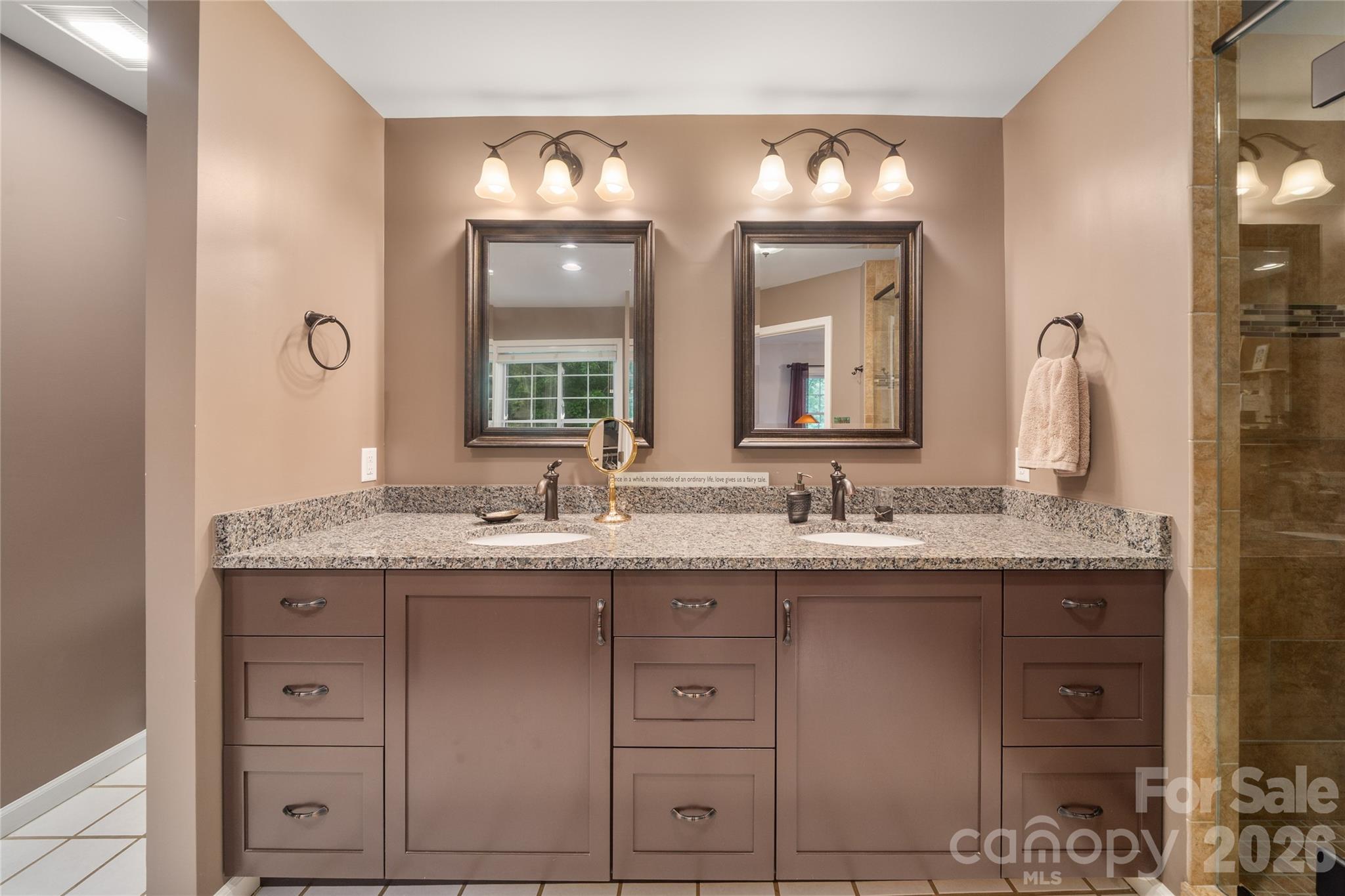 100 Welwyn Lane Property Photo 23