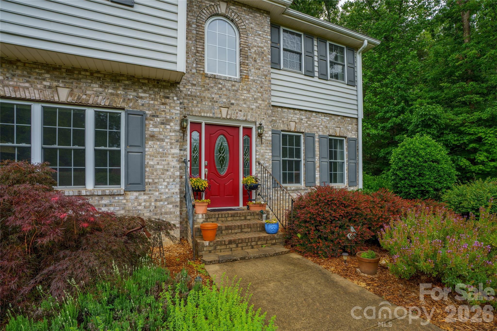 100 Welwyn Lane Property Photo 43
