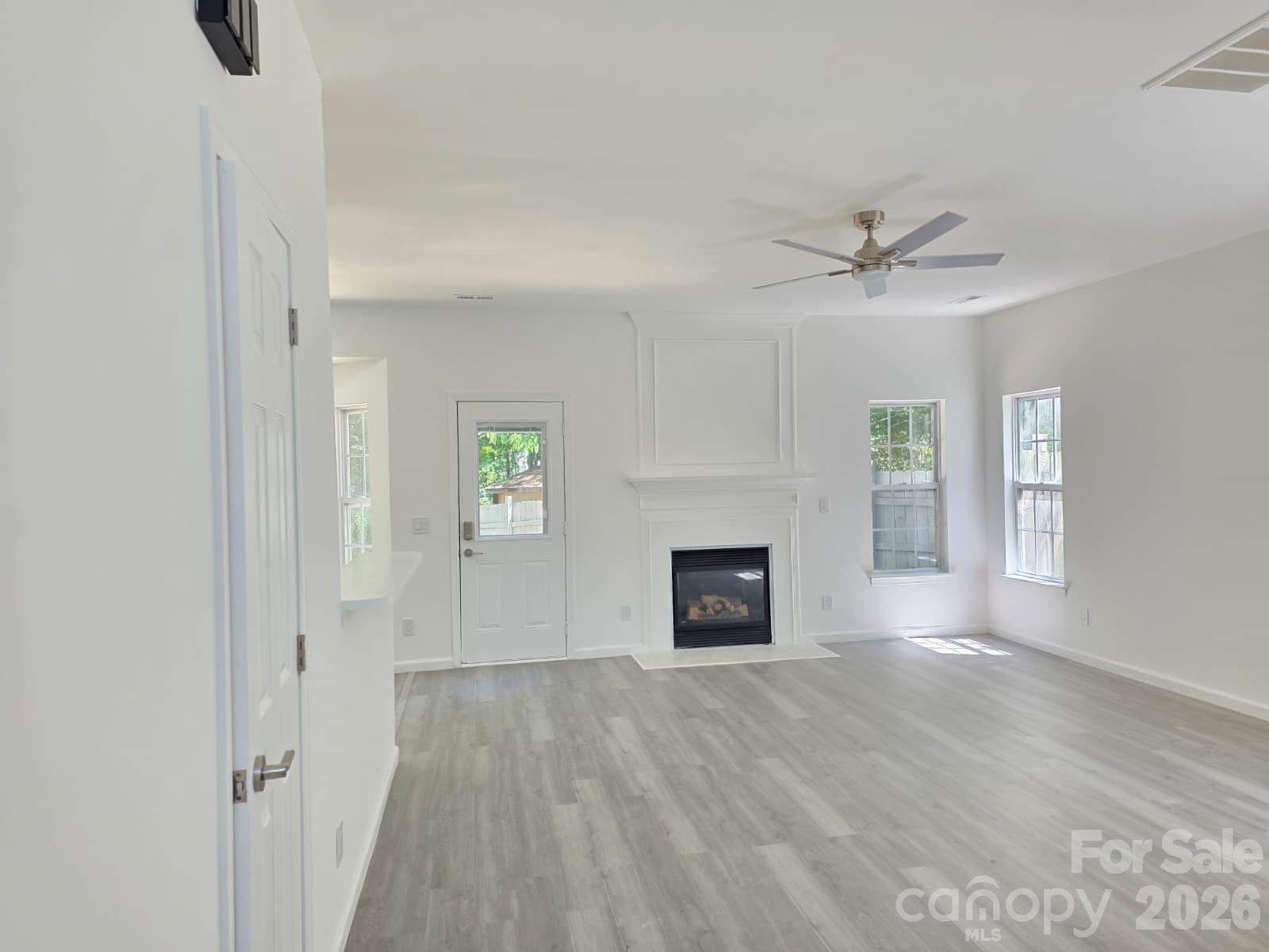 10317 Stoneykirk Lane Property Photo 4