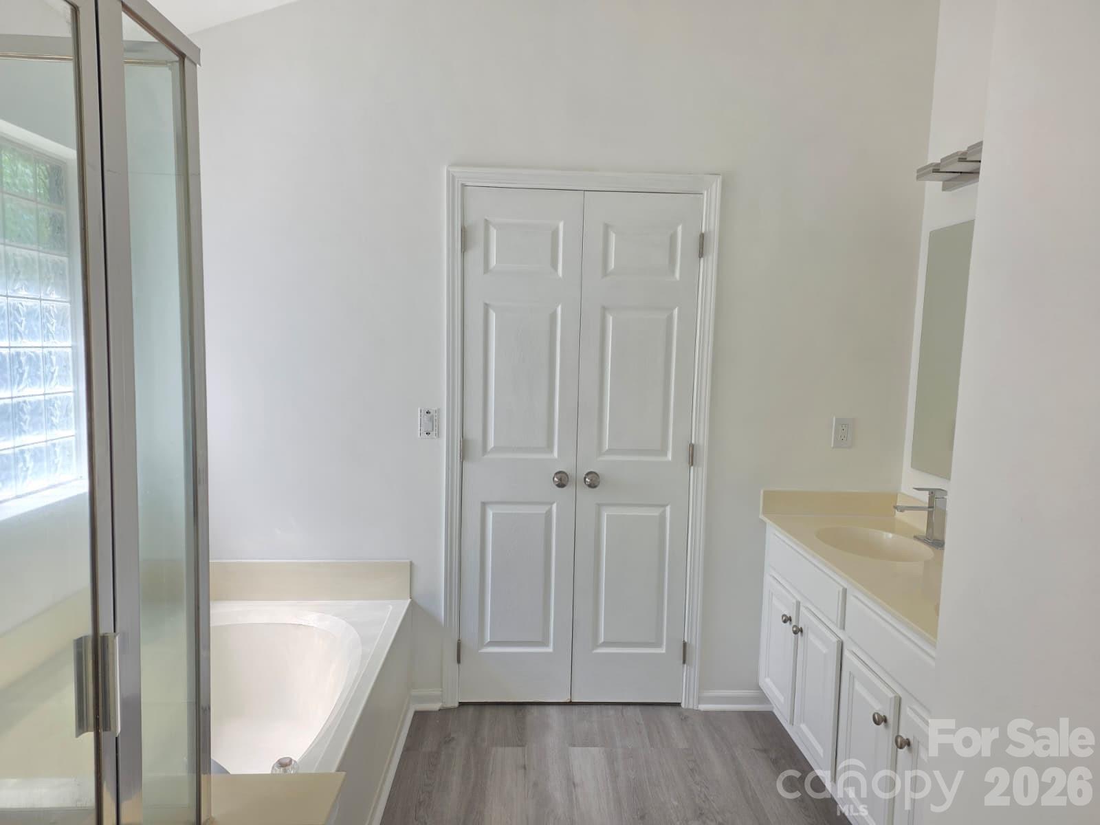 10317 Stoneykirk Lane Property Photo 28