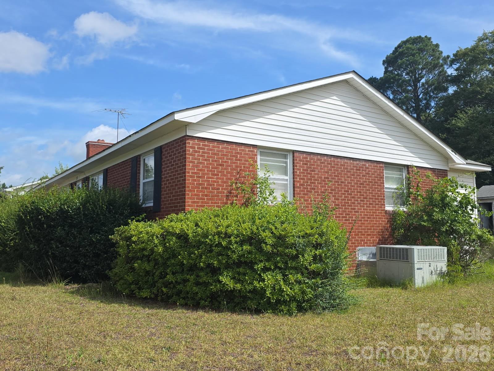 217 Rollings Road Property Photo 2