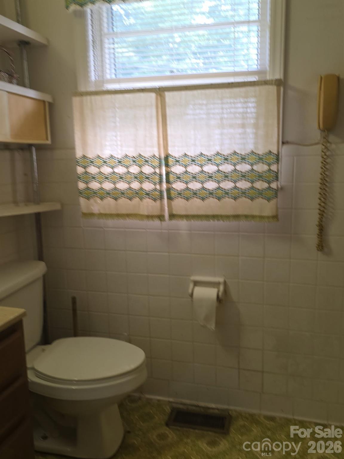 217 Rollings Road Property Photo 9