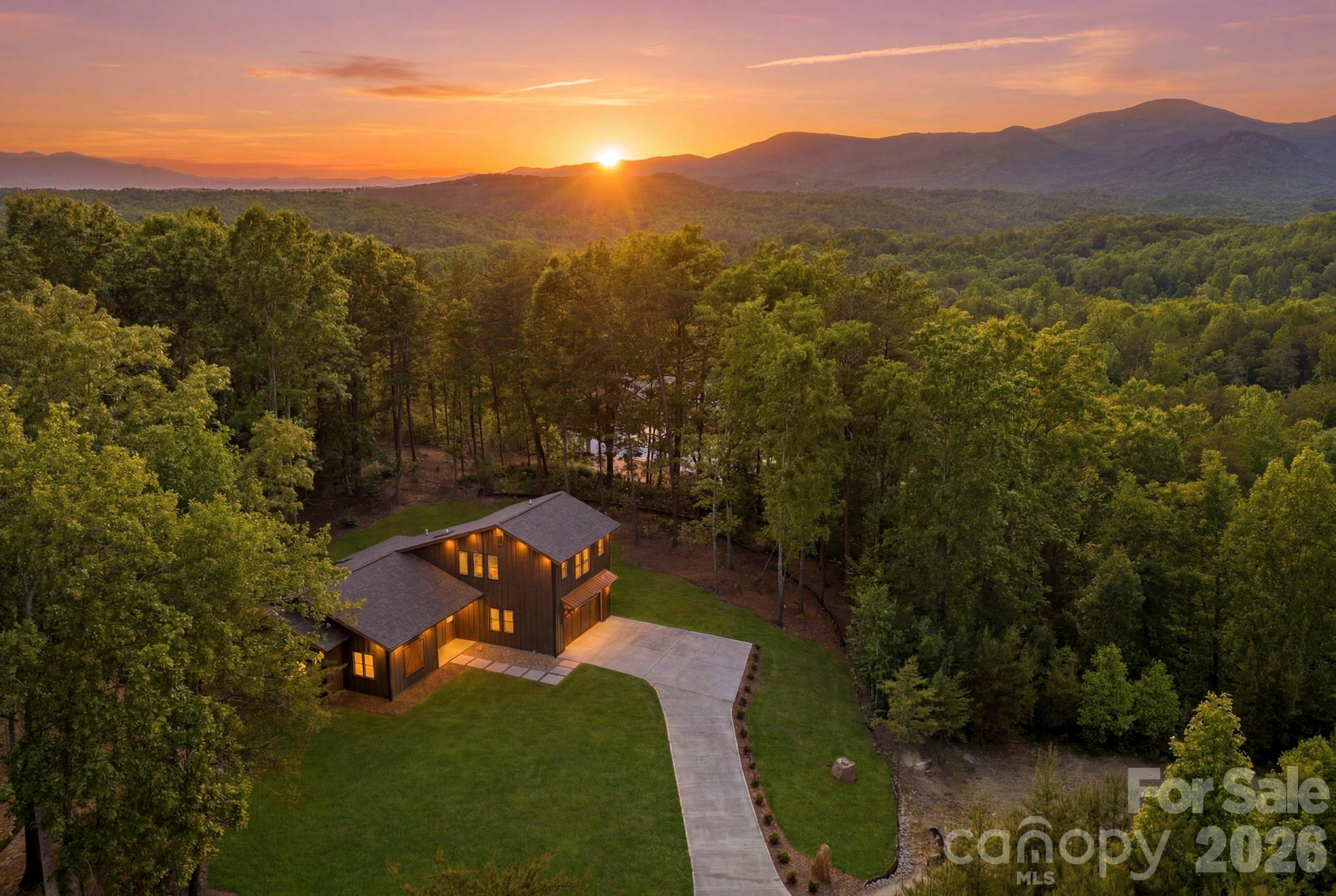 121 Deer Jump Trail Property Photo 1